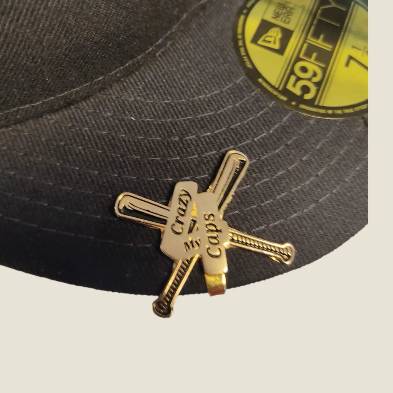Visor Clip Classic Logo Gold