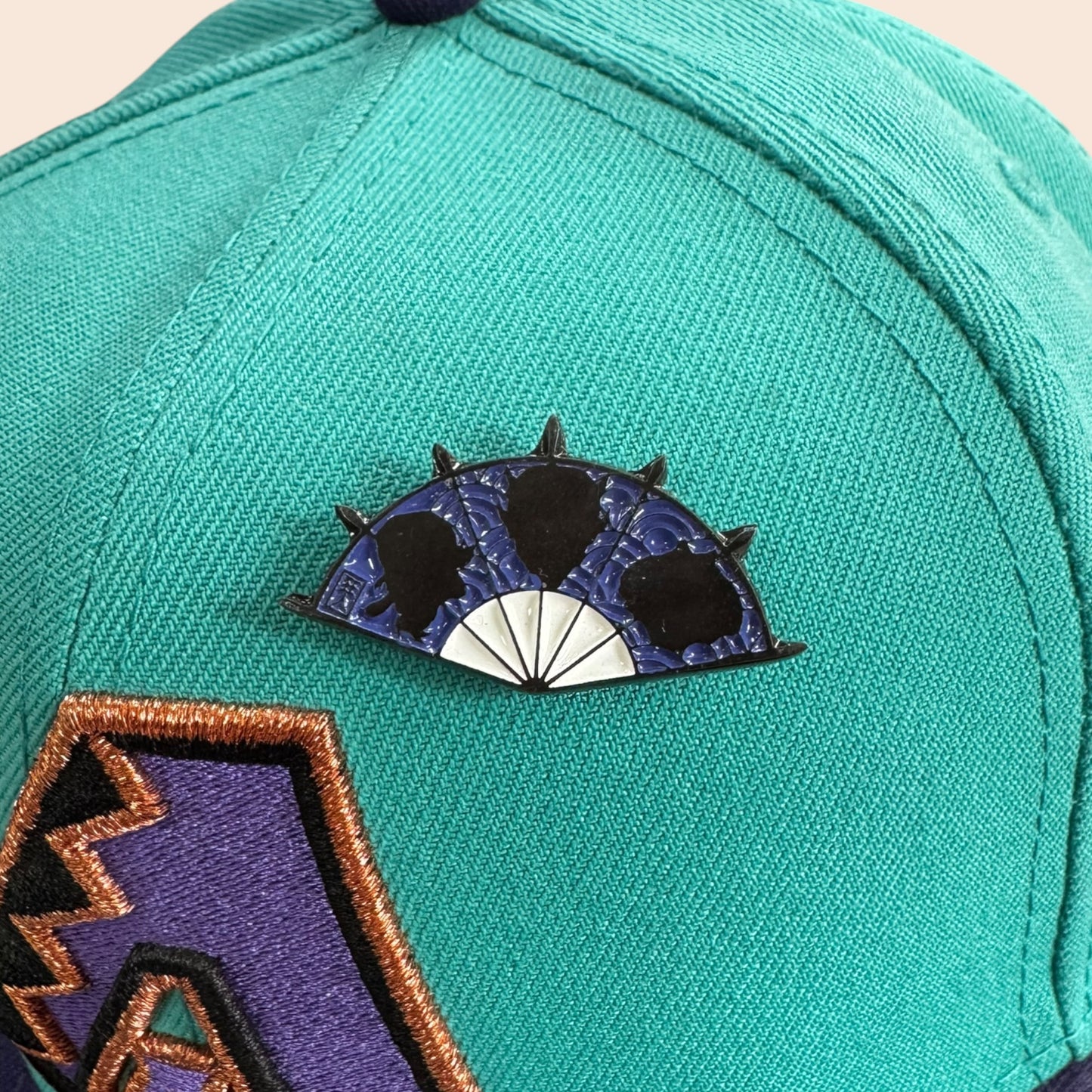 Pin Abanico Yokais