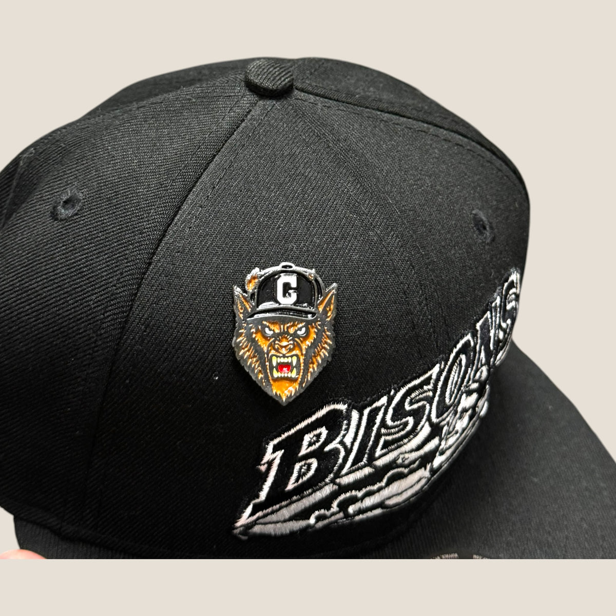 Set de Pines “Monster Fitteds”
